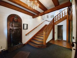 Treppenbereich Eingang Ratssaal und Senatszimmer