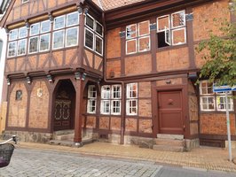 Eingänge Trauräume